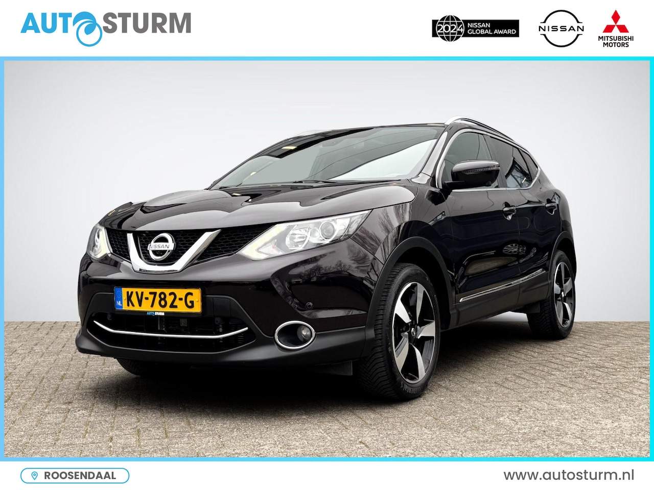 Nissan Qashqai - 1.2 N-Vision Design Pack | Trekhaak | Panoramadak | Navigatie | 360° Camera | Stoelverwarm - AutoWereld.nl