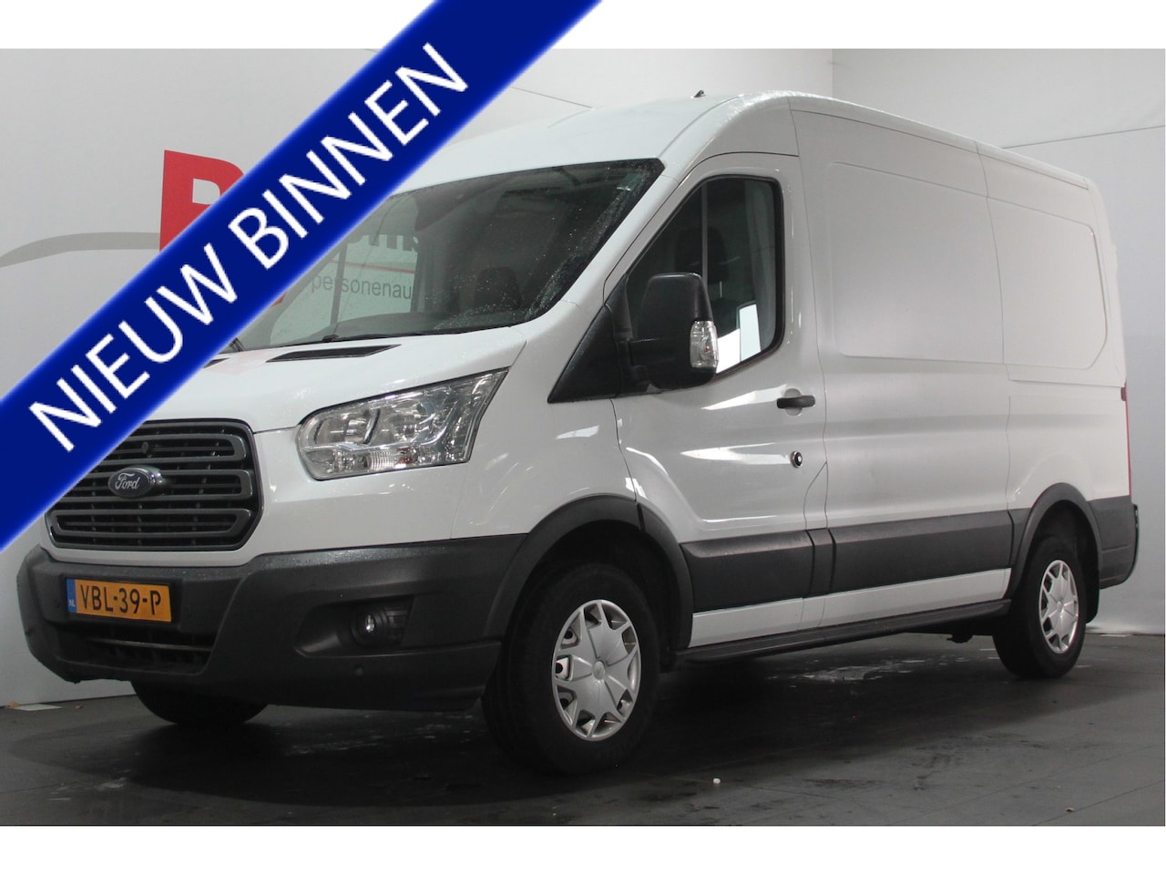 Ford Transit - 290 2.0 TDCI L2H2 Trend - Bluetooth / Parksens. / Trekhaak - AutoWereld.nl