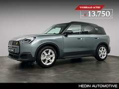 MINI Countryman - SE ALL4 Classic Trim | M Plus pakket | Trekhaak | 18 Inch LM | Dak- en spiegels in zwart