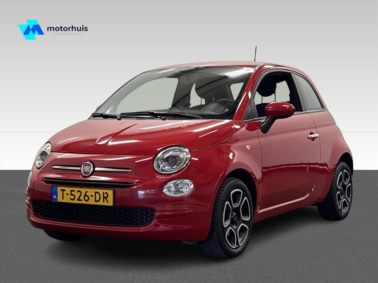 Fiat 500 - 1.0 HYBRID 70PK CLUB AIRCO TEL CARPLAY CRUISE NAP - AutoWereld.nl