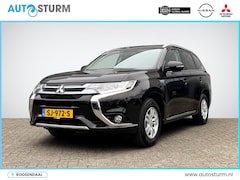 Mitsubishi Outlander - 2.0 PHEV Pure | Trekhaak | Apple Carplay/Android Auto | Camera | Cruise & Climate Control