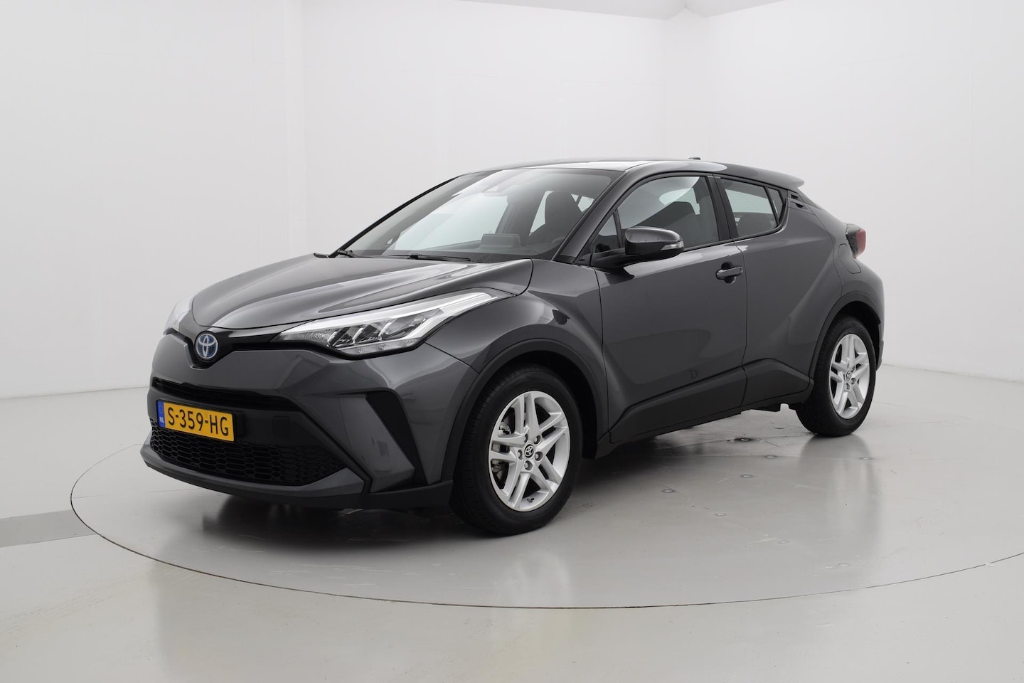 Toyota C-HR - 1.8 Hybrid Active Apple/Android Automaat - AutoWereld.nl