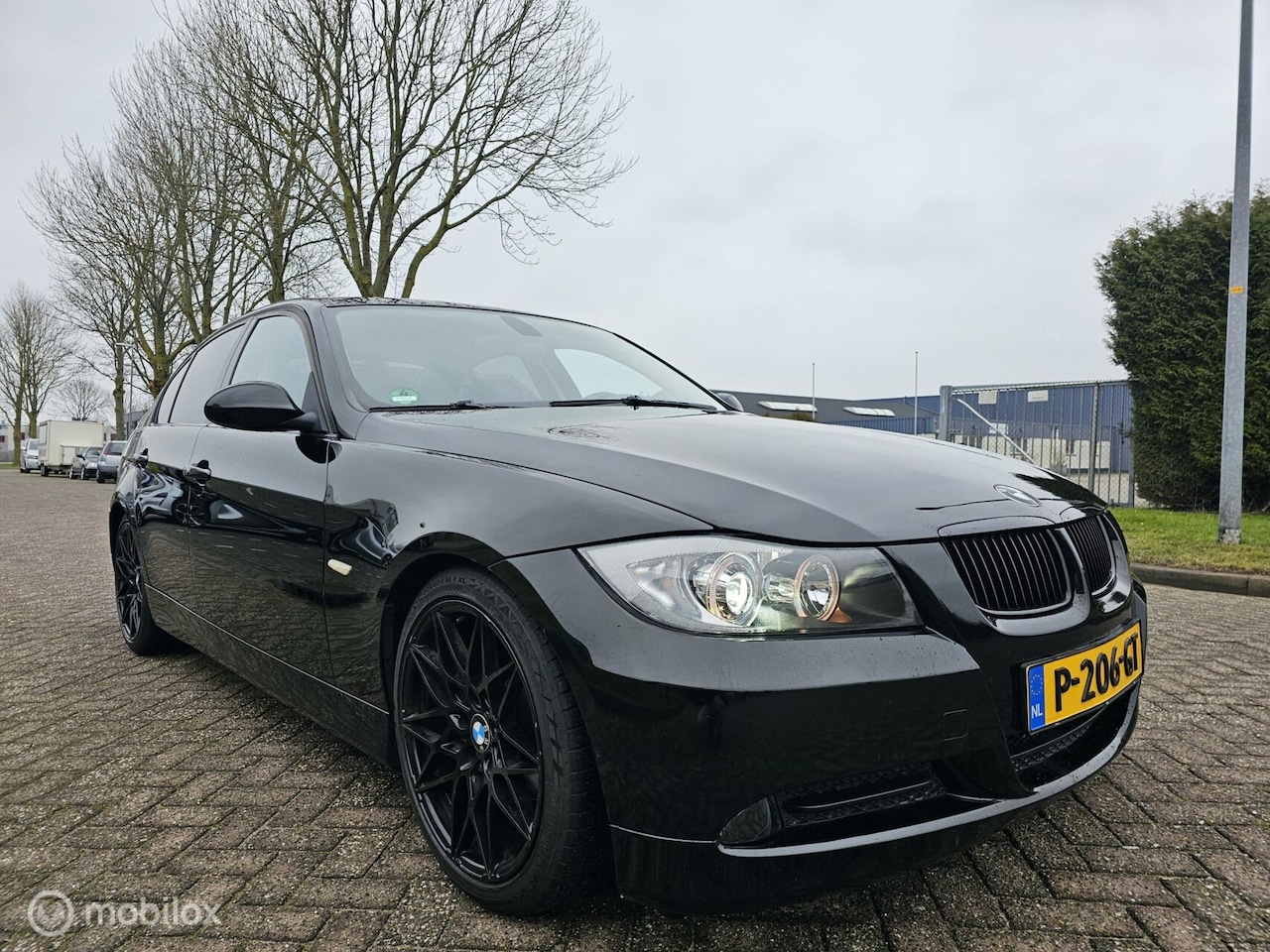 BMW 3-serie - 318i Executive 318i Executive - AutoWereld.nl