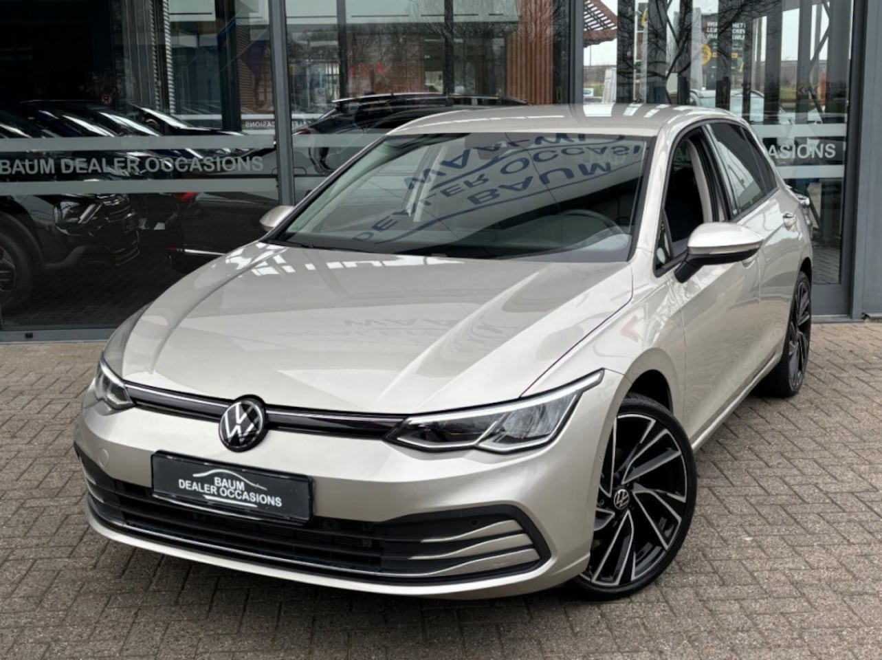 Volkswagen Golf - 1.5 ETSI AUTOMAAT BUSINESS MOVE NAVI LMV VIRTUALCOCKPIT - AutoWereld.nl