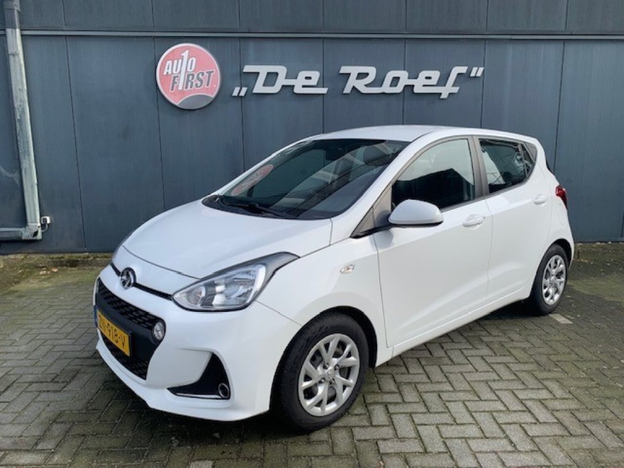 Hyundai i10 - 1.0I COMFORT AIRCO  CRUISE  BLUETOOTH - AutoWereld.nl