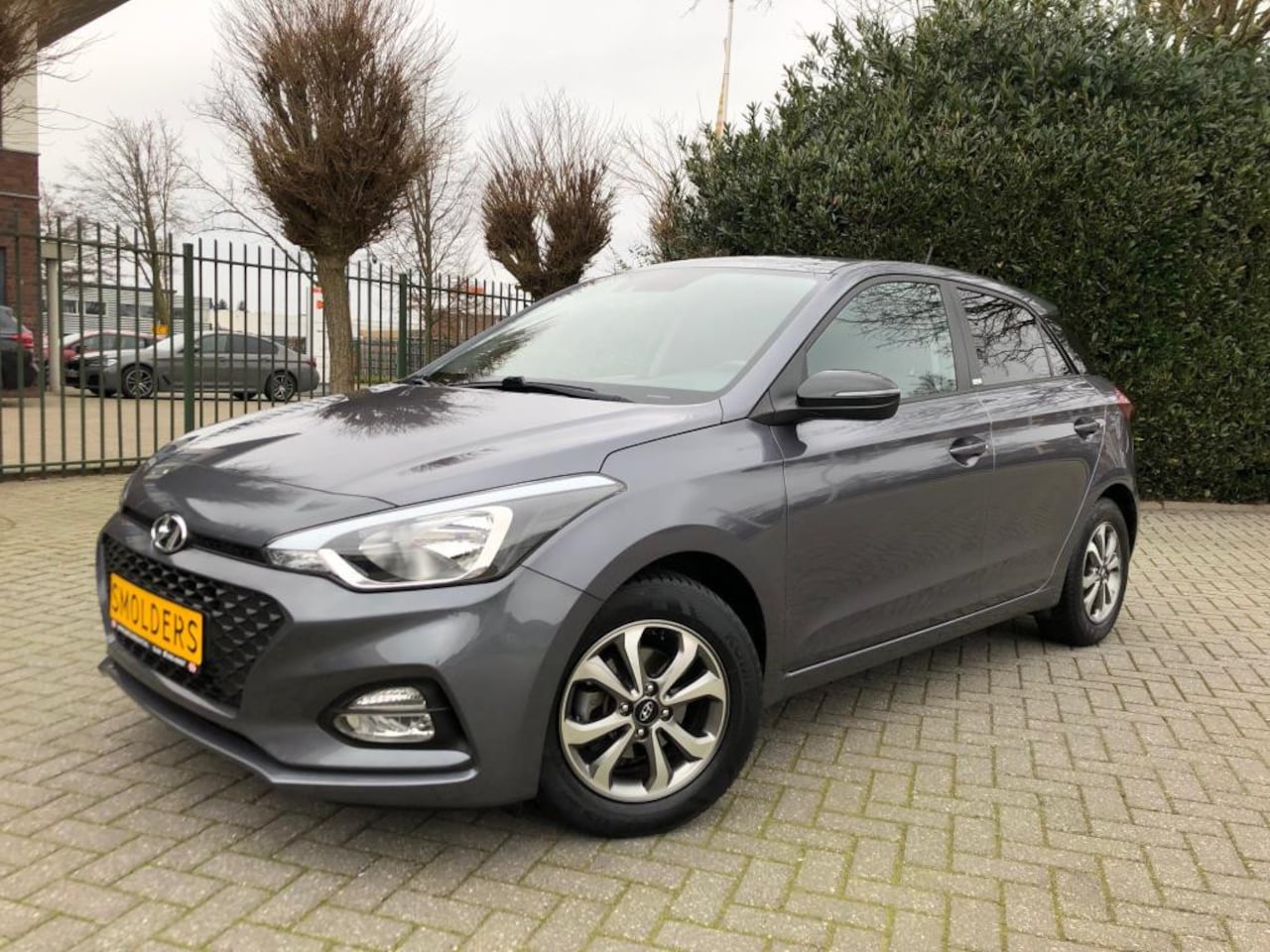 Hyundai i20 - 1.2 - 4 cil., Apple CarPlay, AIRCO, Achteruitrijcamera, Cruise Control, DAB, Stoel- & Stuu - AutoWereld.nl