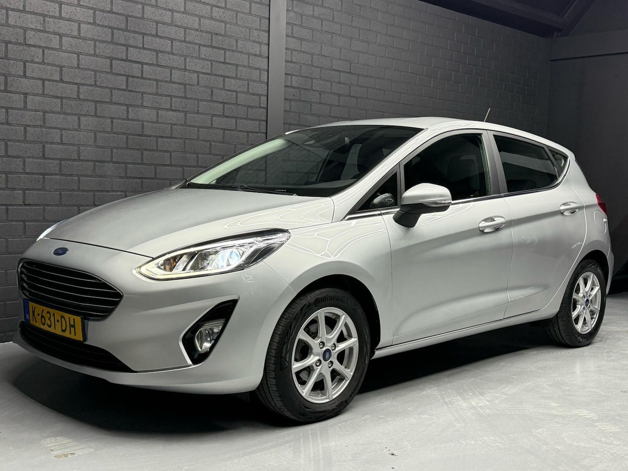 Ford Fiesta - 1.0 EcoBoost Titanium 1STE EIGEN | NAVI | PDC | CARPLAY | BTW - AutoWereld.nl