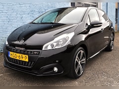 Peugeot 208 - 1.2 GT-BlackLine Aut. Nav pdc 17"