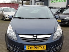 Opel Corsa - 1.2-16V Cosmo