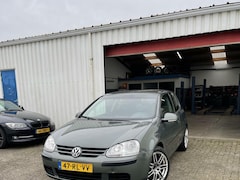 Volkswagen Golf - 2.0 FSI INRUIL KOOPJE |Airco|Trekhaak| Deuk