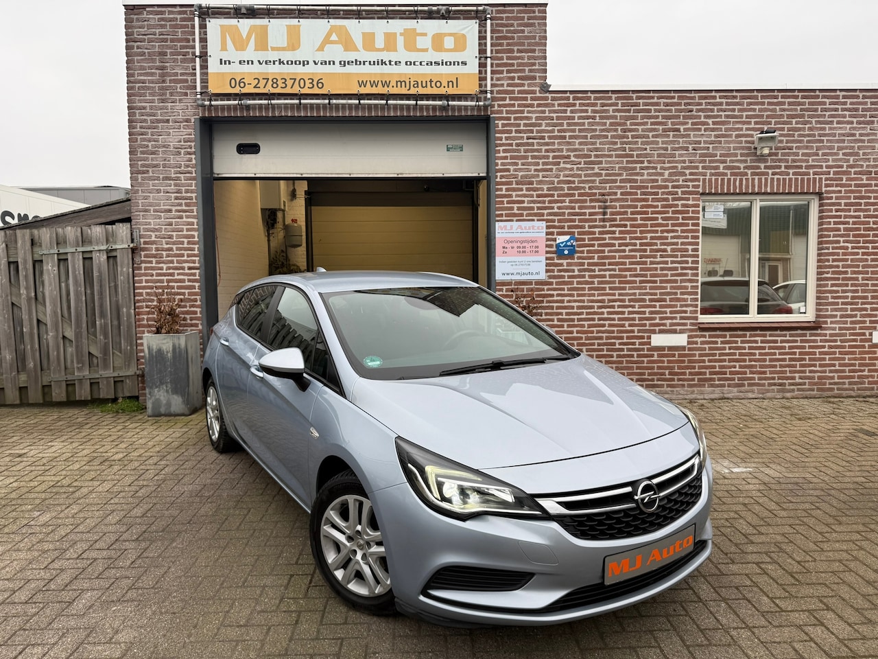 Opel Astra - 1.0 Online Edition navi xenon cruise control - AutoWereld.nl