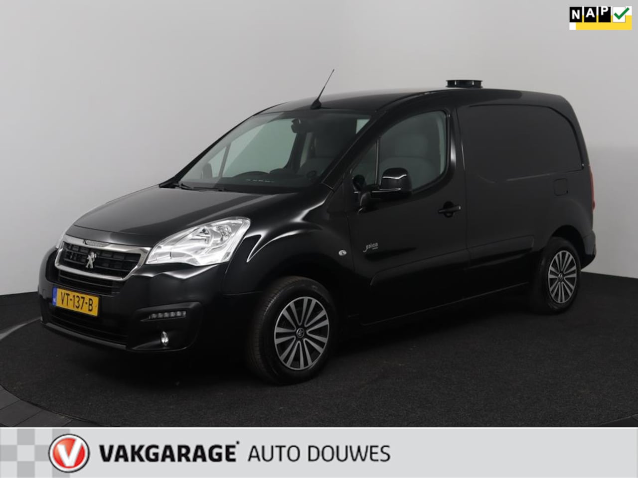 Peugeot Partner - 120 1.6 BlueHDi 100 L1 Première S&S |Automaat |NAP |1e eigenaar APK| EURO6|Camera - AutoWereld.nl