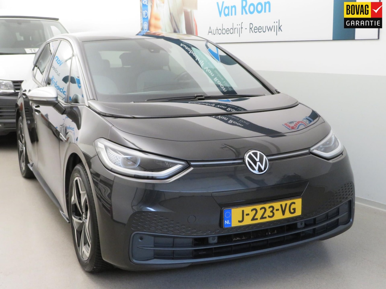 Volkswagen ID.3 - First Plus 58kWh#12Mnd. Garantie!#19"LM incl. 4-Seiz.banden#Org. NL#Trekhaak#1e Eigenaar#1 - AutoWereld.nl