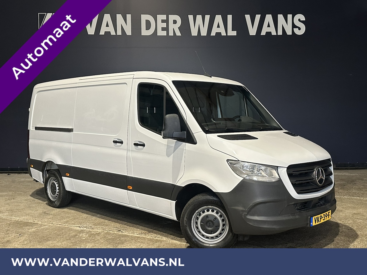 Mercedes-Benz Sprinter - 317 CDI 170pk 9G-Tronic Automaat 3500kg Trekhaak L2H1 Euro6 Airco | Navigatie | Camera App - AutoWereld.nl