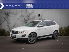 Volvo XC60 - T5 240pk Aut. Momentum | Panoramadak | Lederen bekleding | Trekhaak | Navigatie | Stoelver