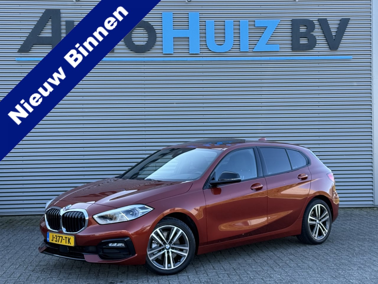 BMW 1-serie - 118d Executive Edition Sportline LED Panoramadak Carplay Harman-Kardon - AutoWereld.nl