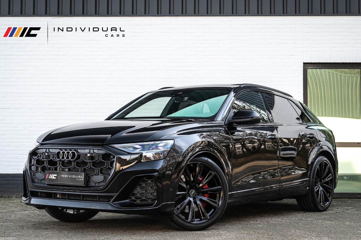 Audi Q8 - 60 TFSI e quattro S Competition 3x 2025 NWPR 160k - AutoWereld.nl