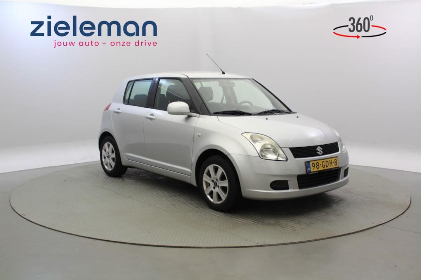 Suzuki Swift - 1.3 GLS 5 Deurs - AutoWereld.nl