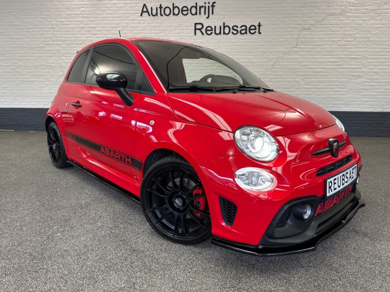 Abarth 595 - 1.4 T-JET 145Pk Pista Airco Navi DAB Xenon Carplay Maxton Incl 1 - AutoWereld.nl