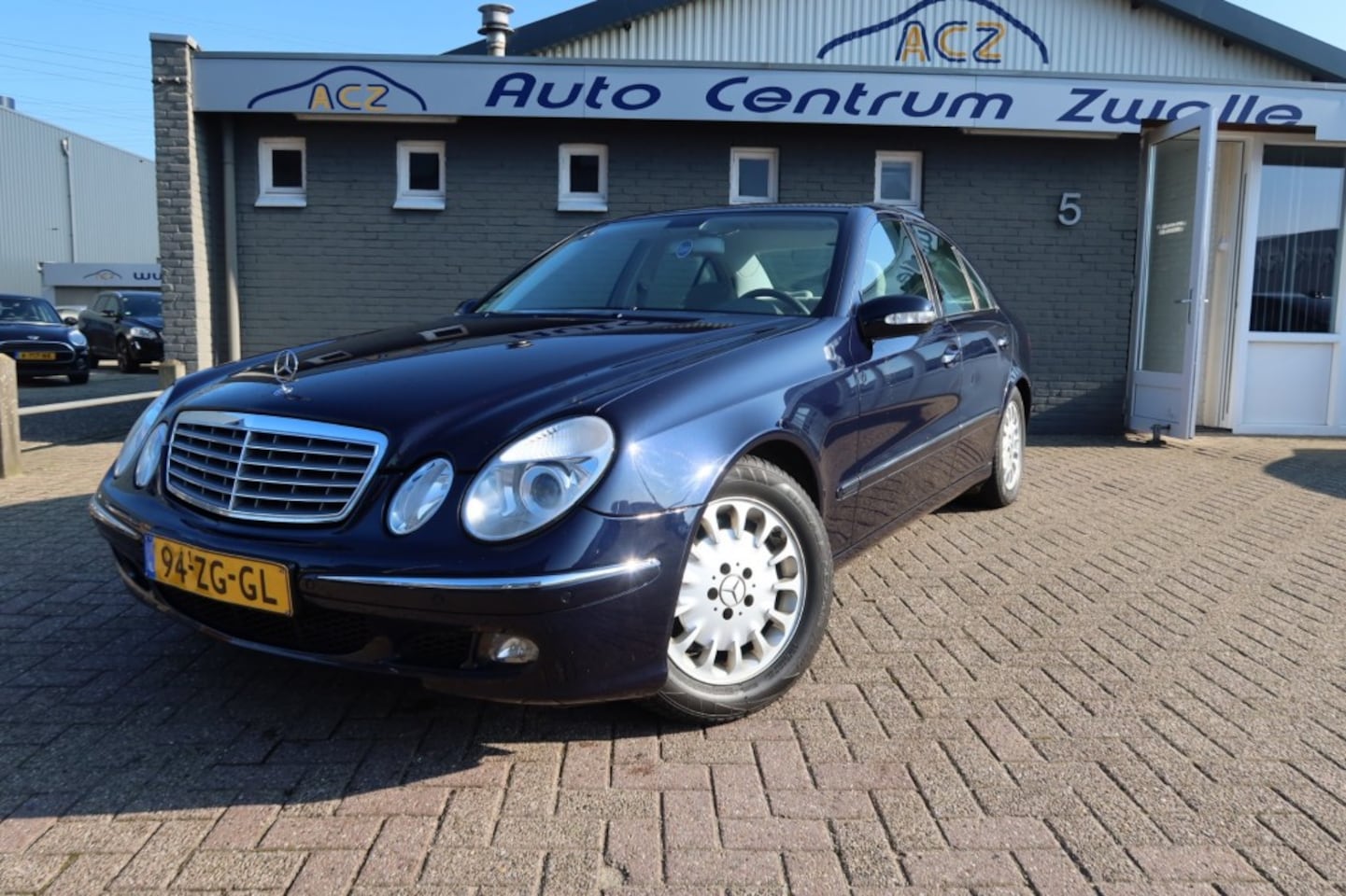 Mercedes-Benz E-klasse - 350 ELEGANCE YOUNG TIMER - AutoWereld.nl