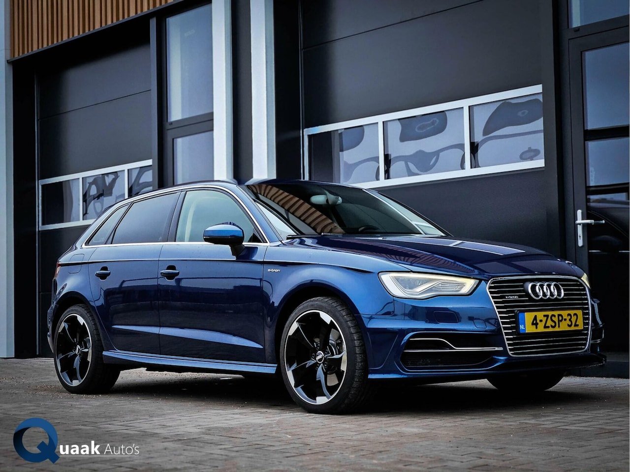 Audi A3 Sportback - 1.4 e-tron | AFGEVLAKT STUUR | NIEUWE ACCU | CRUISE | BLUETOOTH - AutoWereld.nl