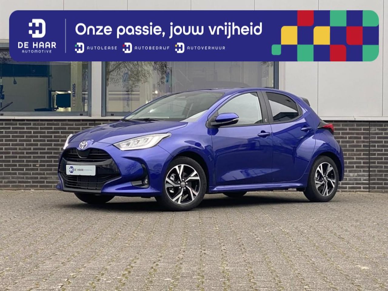 Toyota Yaris - 1.5 Hybrid Dynamic -Sensoren Voor+Aachter - Carplay - LED - Came - AutoWereld.nl