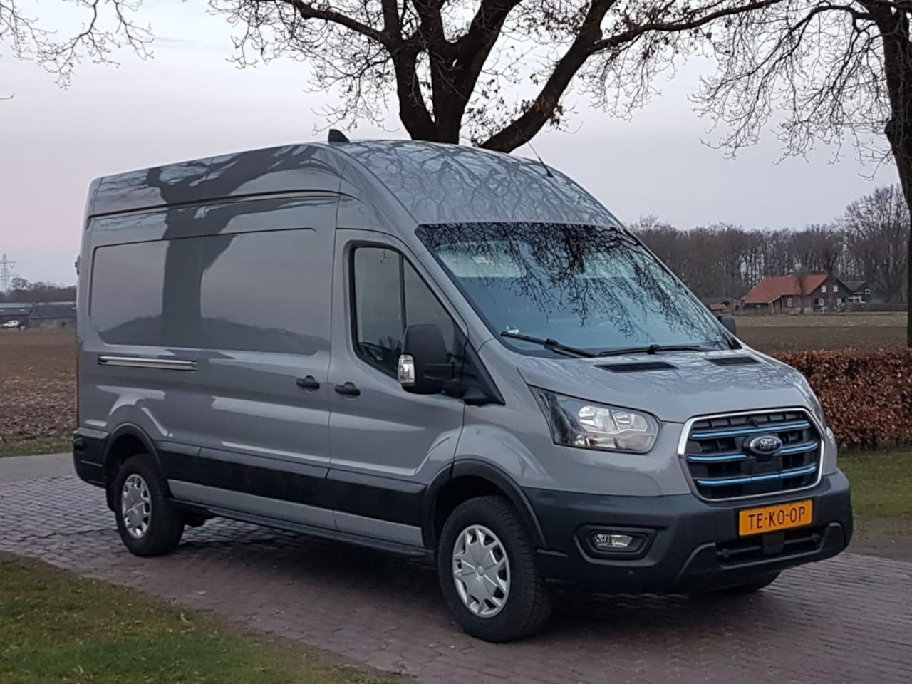 Ford E-Transit - L3H3 Trend 68kWh 269pk opties 2024 nieuw - AutoWereld.nl