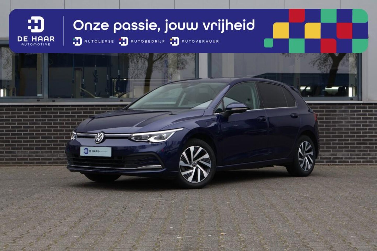 Volkswagen Golf - 1.4 eHybrid Style 150PK - Navi - Sensoren V+A - Carplay - AutoWereld.nl