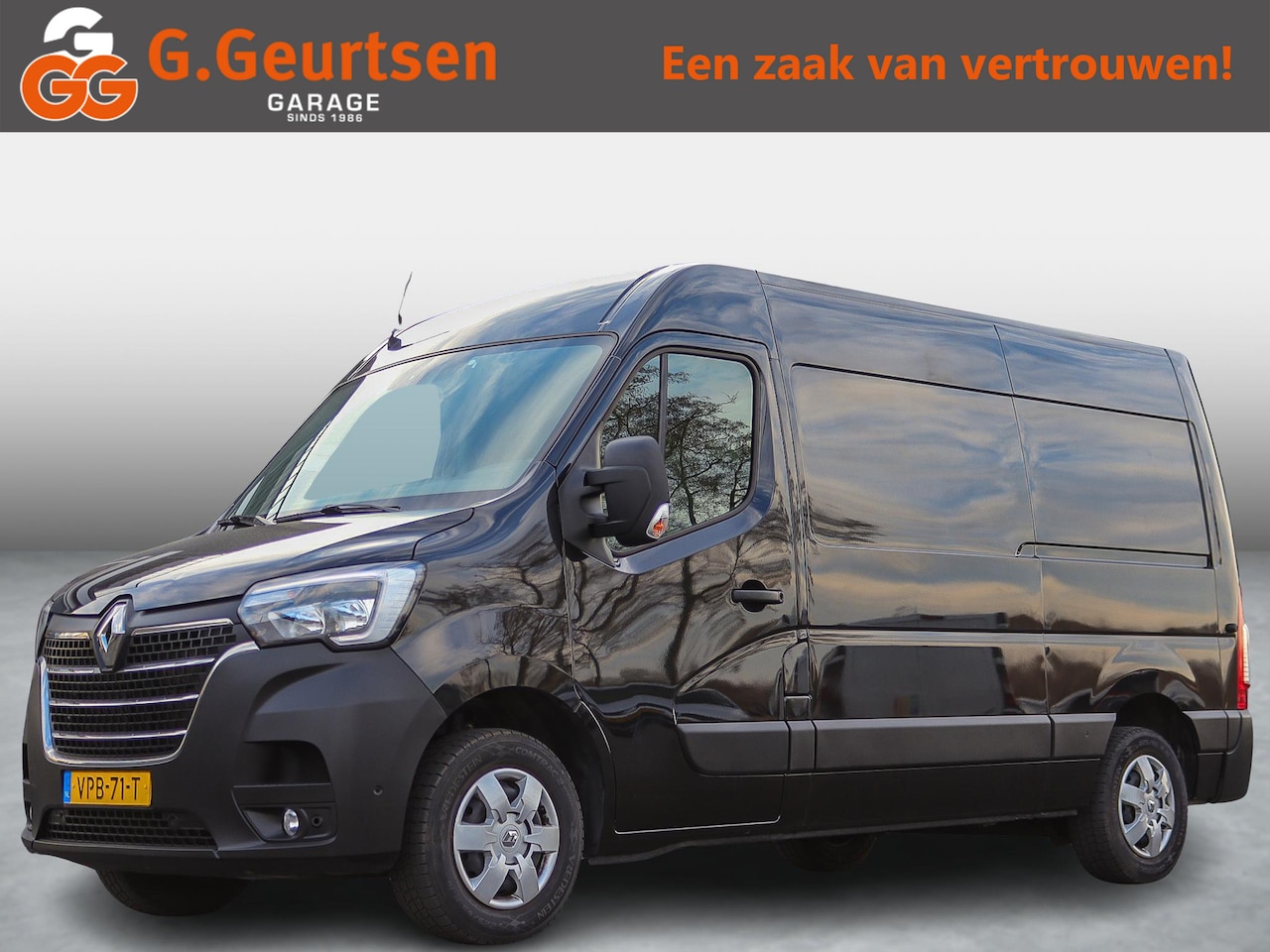 Renault Master - T35 2.3 dCi 180 L2H2 Energy Work Edition T35 2.3 dCi 180 L2H2 Energy Work Edition 180PK, DAB, Airco, Navigatie - AutoWereld.nl