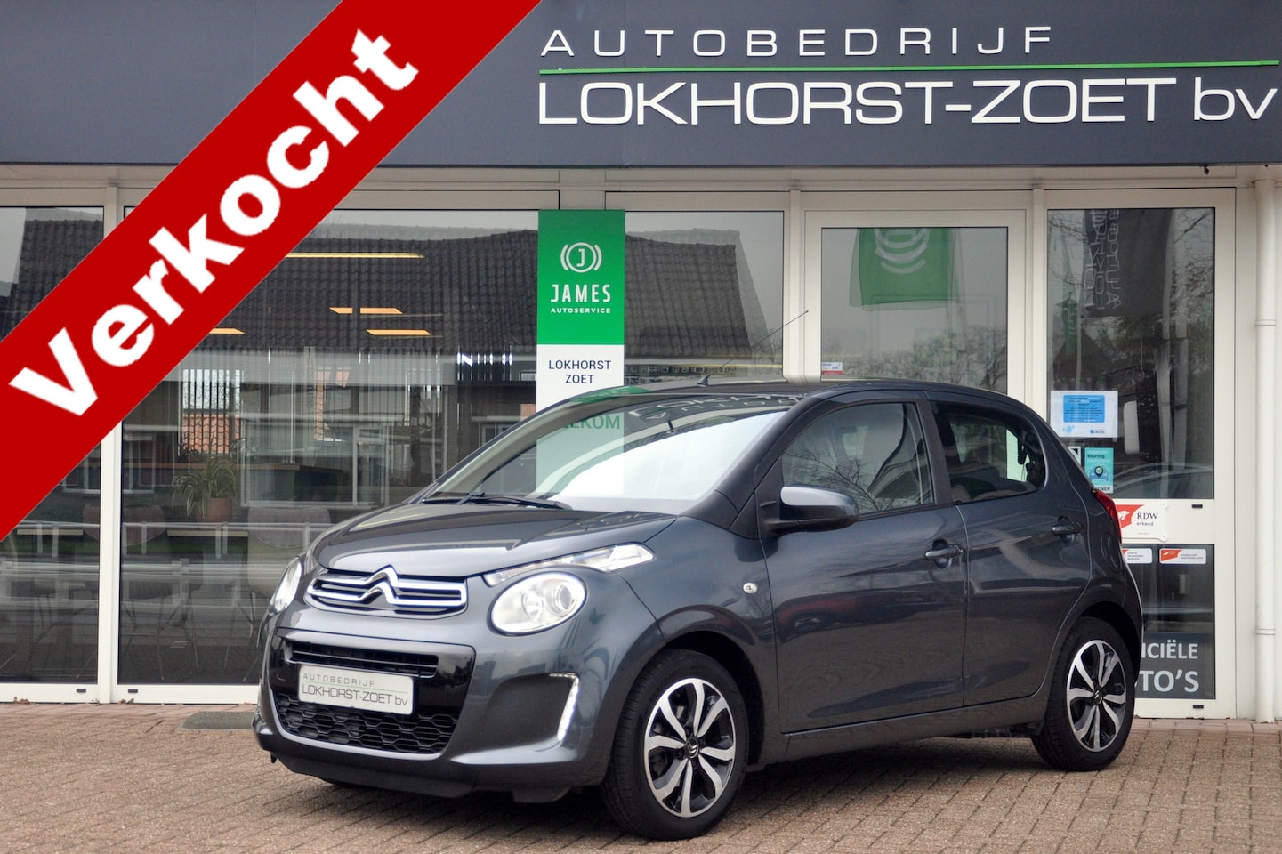 Citroën C1 - 1.0 VTi Shine Automaat | Camera | Lichtmetalen velgen - AutoWereld.nl