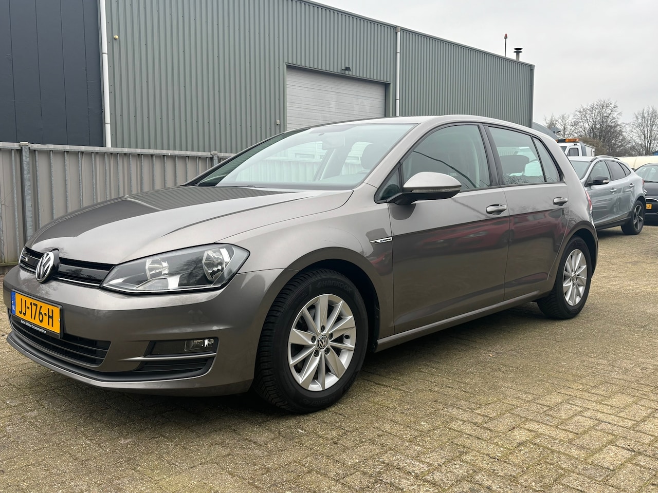 Volkswagen Golf - 1.0 TSI Trendline 1.0 TSI Trendline - AutoWereld.nl