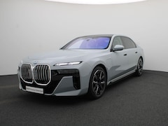 BMW 7-serie - Sedan 750e xDrive M Sportpakket | Executive Pack | Exclusive Lounge | Connoisseur Pack | C