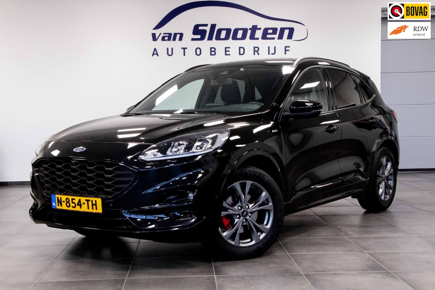 Ford Kuga - 1.5 EcoBoost ST-Line |18inchVelgen|StuurVerwarming|DAB|1800kg TrekGewicht - AutoWereld.nl