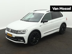 Volkswagen Tiguan - 2.0 TSI 4Motion Highline Business R | 190 PK | R-Line in en exterieur | Blackstyle | Camer