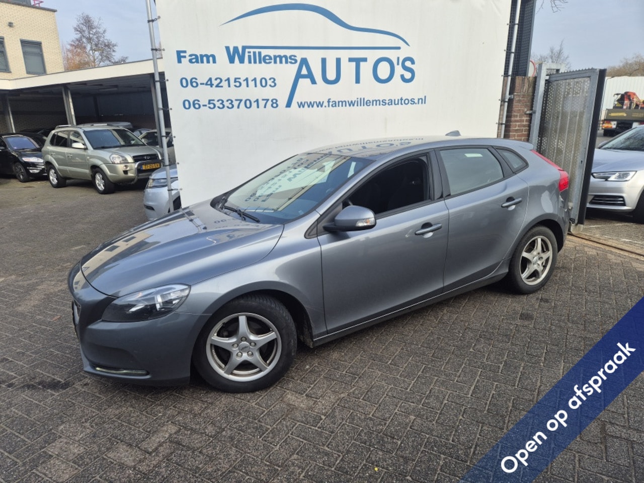 Volvo V40 - 2.0 D2 Momentum ex bpm - AutoWereld.nl