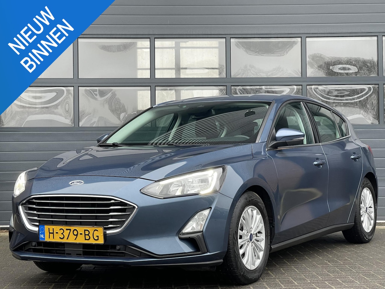 Ford Focus - 1.0 ECOBOOST TITANIUM BUSINESS I CARPLAY I NAVIGATIE I CRUISE CONTROL ADAPTIEF I CLIMATE C - AutoWereld.nl