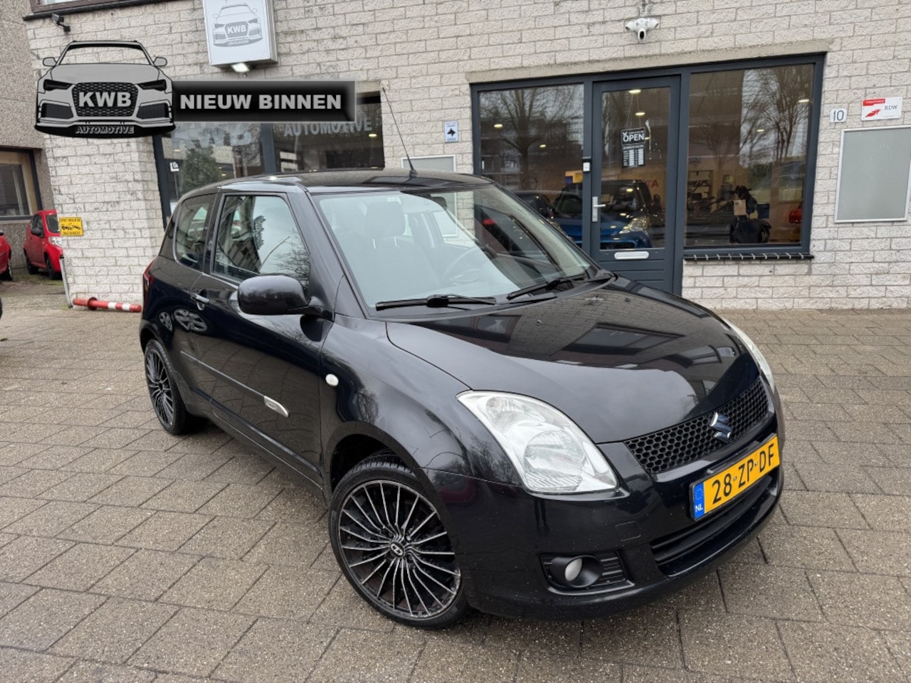 Suzuki Swift - 1.5 Airco 3Drs Apk 08/11/2025 - AutoWereld.nl