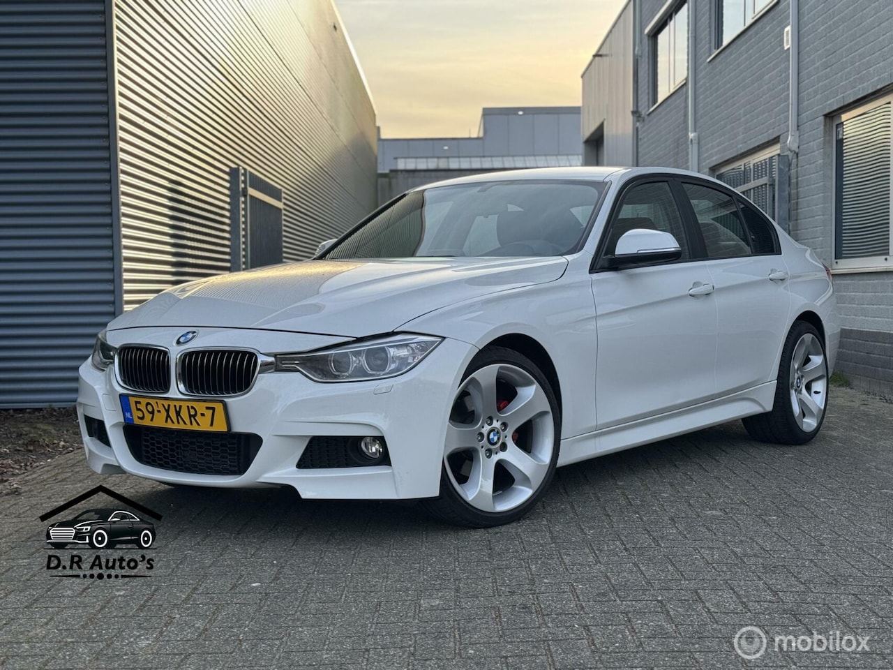 BMW 3-serie - 320i Upgrade Edition 320i Upgrade Edition - AutoWereld.nl