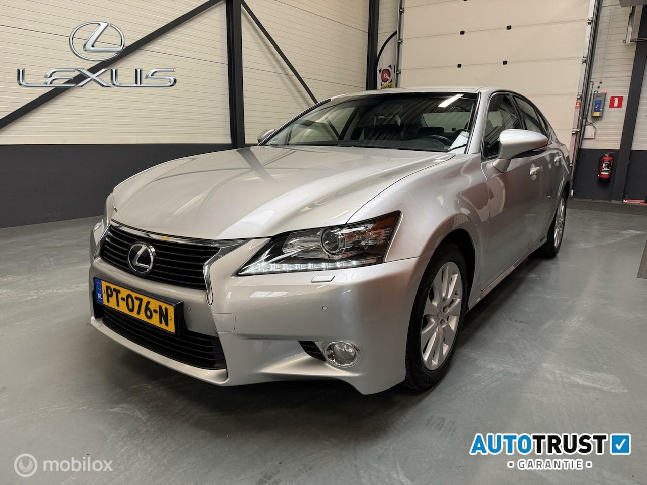 Lexus GS - 300h Business Line Pro Leer|DAB| - AutoWereld.nl