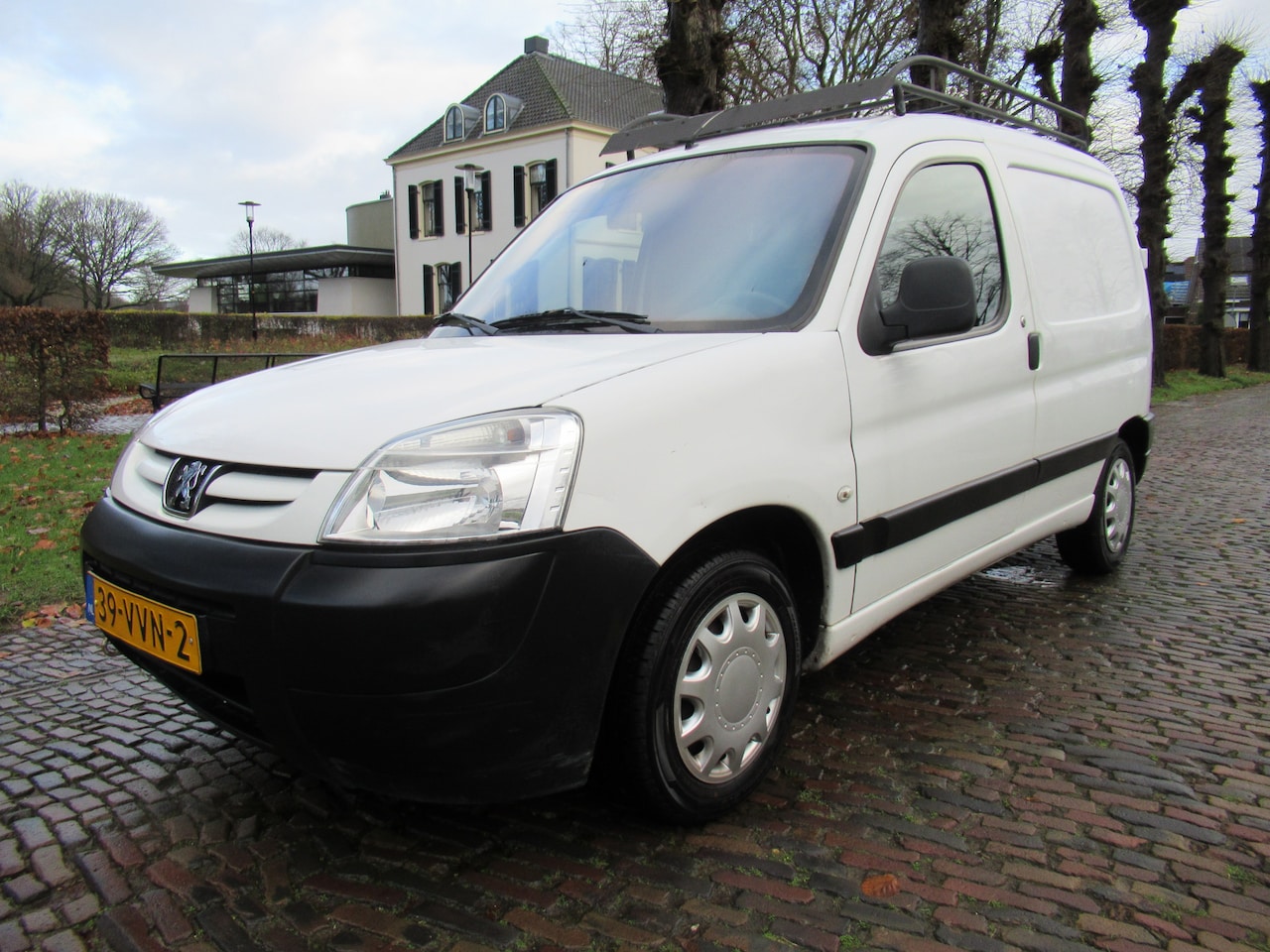 Peugeot Partner - 170C 1.6 HDI Airco Stuurbekrachtiging Imperiaal Trekhaak - AutoWereld.nl