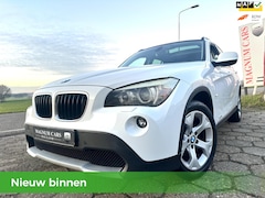 BMW X1 - SDrive18i Executive Opendak/Panorama Xenon Scherm Navi