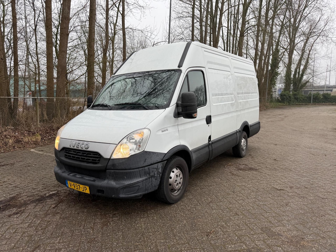 Iveco Daily - 35S15V 330 H2 Long Airco 3Pers Trekhaak Euro 5 - AutoWereld.nl