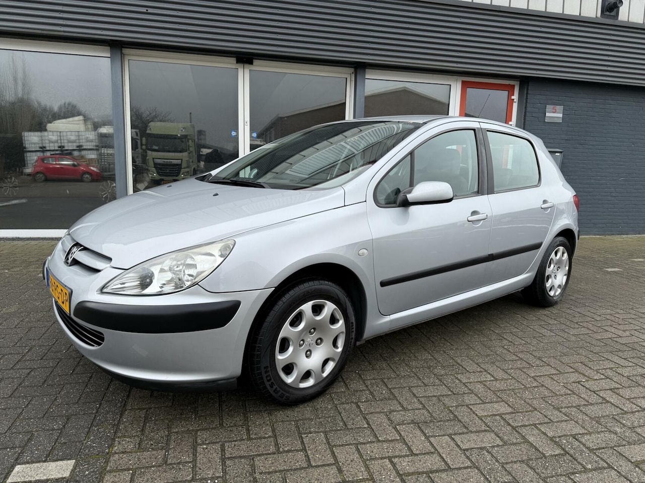 Peugeot 307 - 1.6-16V Griffe 1.6-16V Griffe - AutoWereld.nl