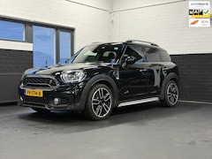 MINI Countryman - 2.0 Cooper S ALL4 Chili, Works, Schaalstoelen, Sfeer, Camera, Automaat, Pano