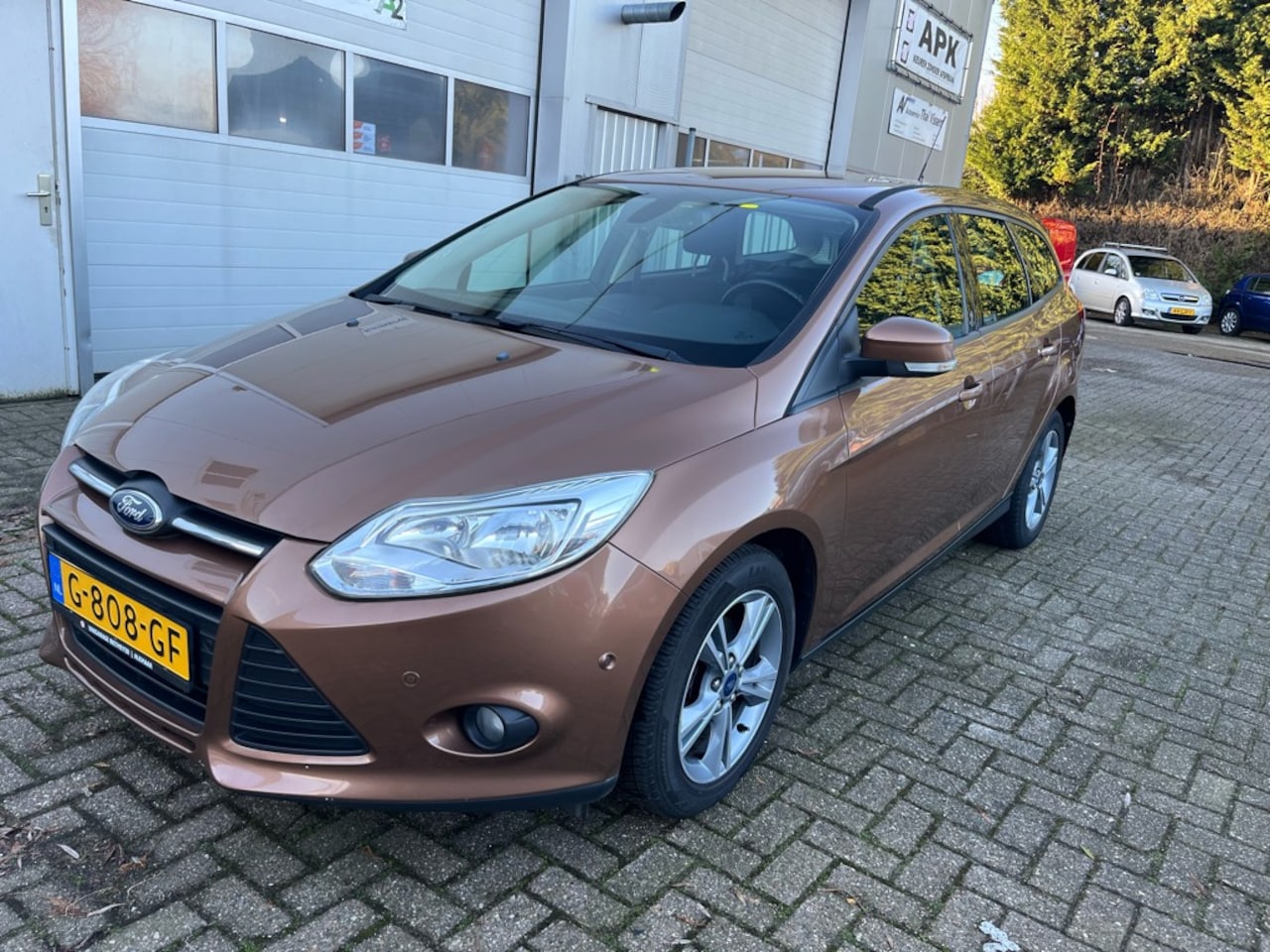 Ford Focus Wagon - 1.0 EcoB. Edit. Plus park assist cruise apk - AutoWereld.nl