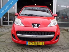 Peugeot 107 - 1.0 model 2011