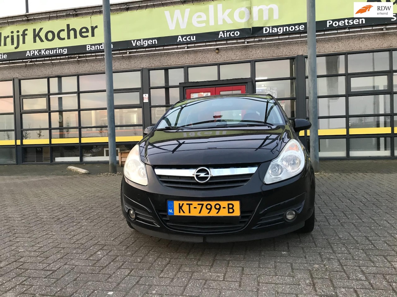 Opel Corsa - 1.2-16V Essentia 1.2-16V Essentia - AutoWereld.nl