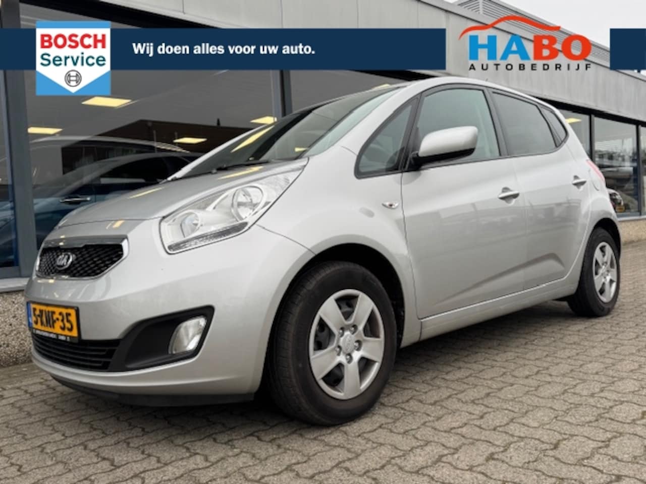 Kia Venga - 1.6 CVVT PLUS PACK AUTOMAAT AC/BLUETOOTH/CRUISE/NAV/CAMERA/1E.EIGENAAR - AutoWereld.nl