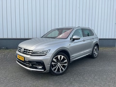 Volkswagen Tiguan - 2.0 TSI 4Motion Highline Business R 230PK | 3x R-Line | Pano | HUD | Leder | 360 Cam | Standkachel