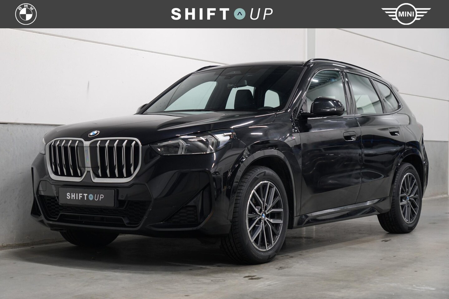 BMW X1 - sDrive18i M-Sport | Elektr. Trekhaak | Camera - AutoWereld.nl